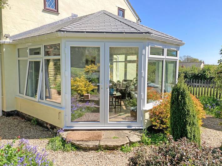 Cottage for 6 people, with garden, with pets in Forest of Dean