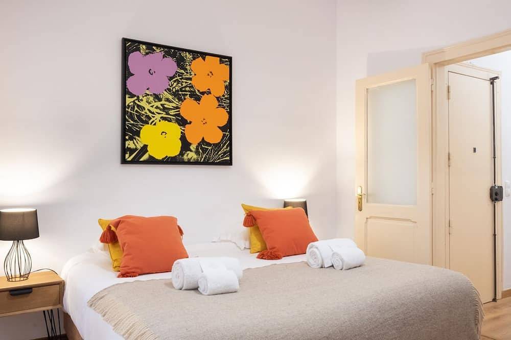 Holiday apartment in Lisbon from £211 per night