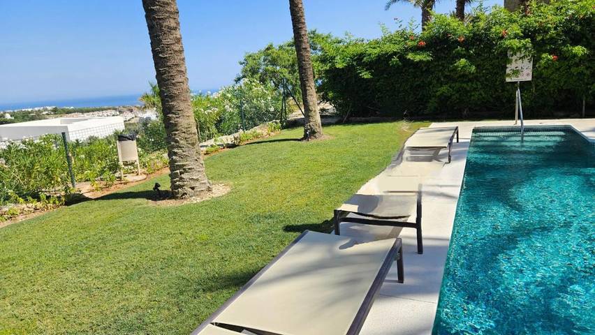 Casa rural para 4 personas, con vistas además de piscina y jardín en Casares - 2