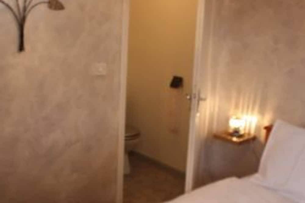 Cozy chalet with private pool in Val-d'Ajol, 3 bedrooms in Le Val-d'Ajol, Parc naturel régional des Ballons des Vosges