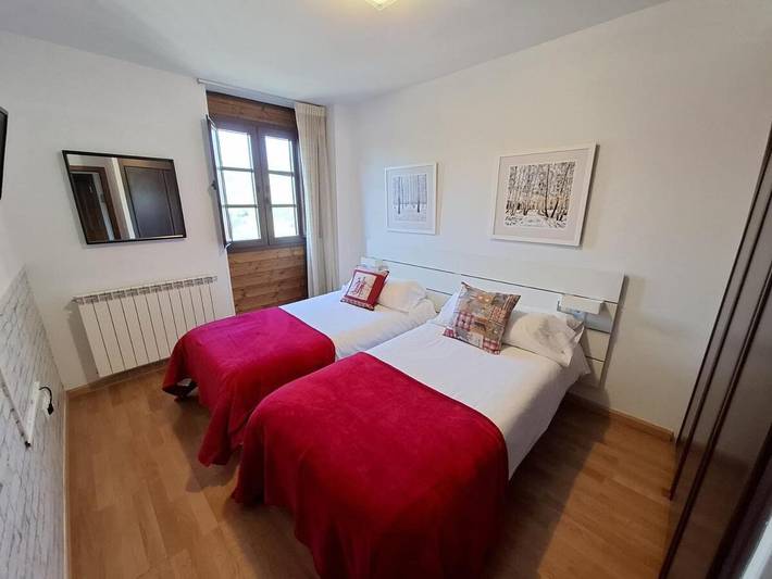 Gîte pour 5 personnes, avec vue dans Formigal - 2