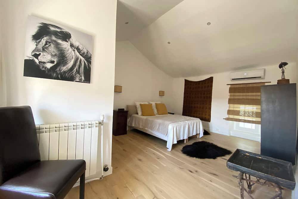 Casa Cycas - Charmante Maison de Village - Piscine chauffée Avignon (10 ') in Pujaut, Région de Nîmes