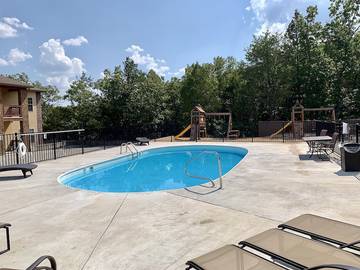 Lodge for 20 Guests in Indian Point, Ozark Mountains, Picture 4