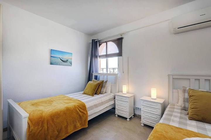 Pueblo de Paloma est une maison de ville de style andalou pittoresque est situé à Calahonda in Urbanizacion Calahonda, Mijas