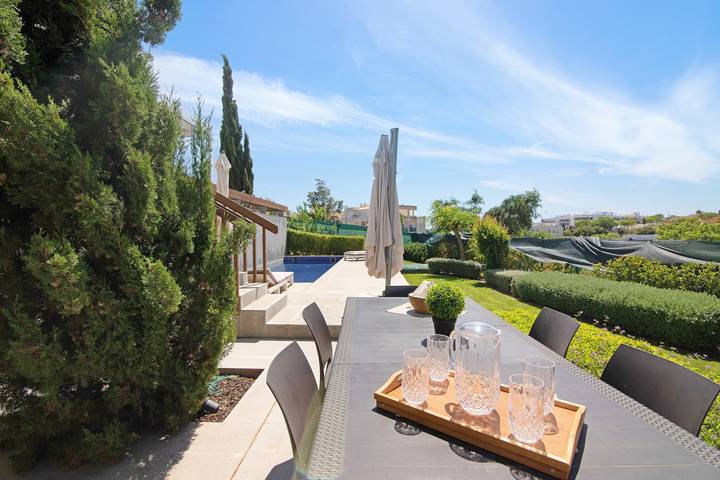 Villa 'Sweet Home Albufeira' with Private Pool, 2 Private Terraces and Wi-Fi in Albufeira e Olhos de Água, Faro District