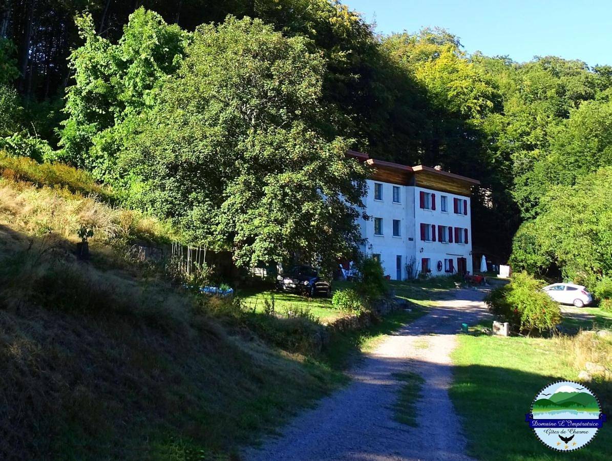 Appartement entier, Domaine L'Impératrice in Plombières-les-Bains, Parc naturel régional des Ballons des Vosges
