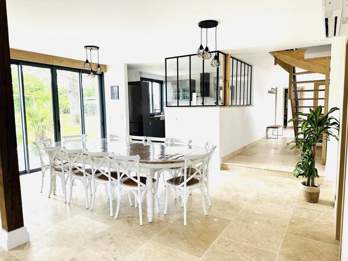 Location de vacances pour 12 personnes, avec piscine ainsi que jardin et terrasse dans Montreuil-sur-Barse - 4