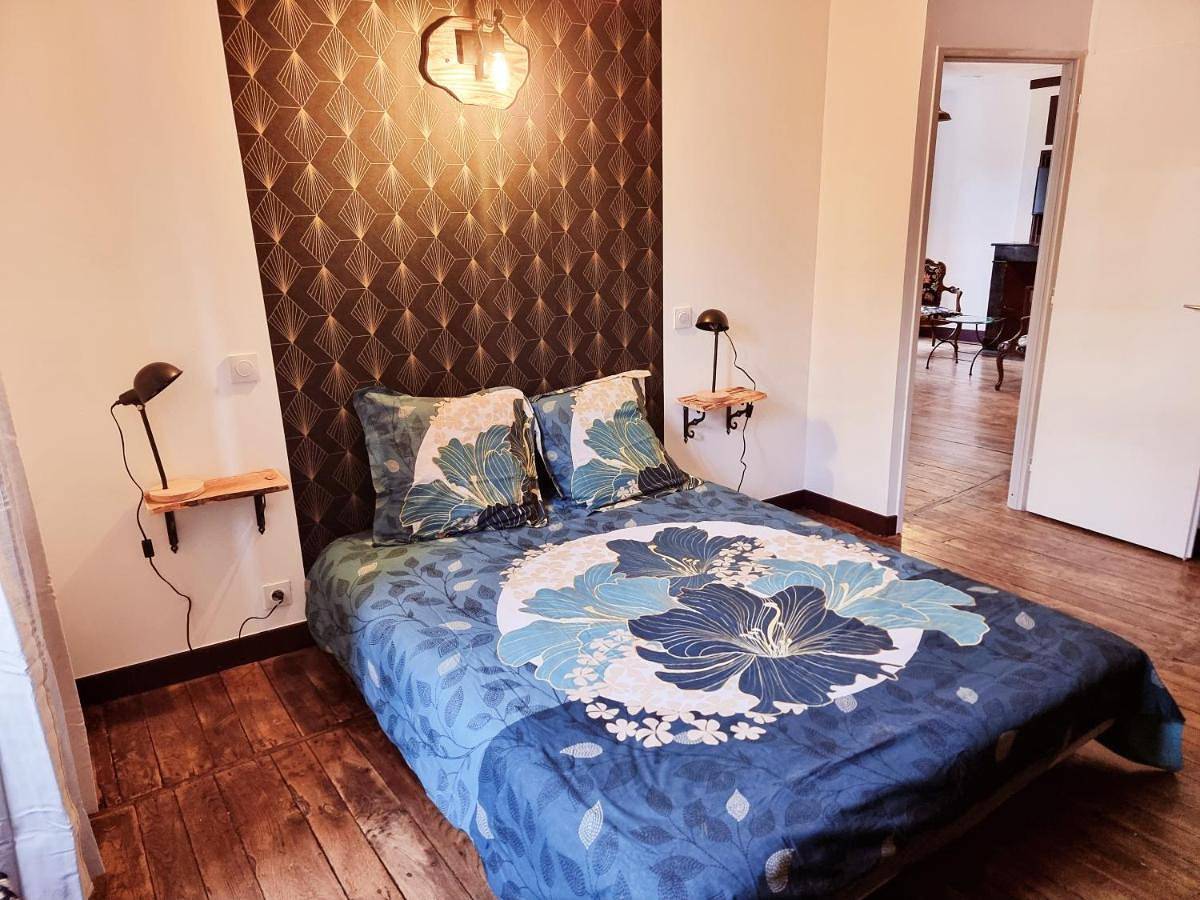 Appartement entier, Two-Bedroom Apartment in Bellac, Région de Bellac