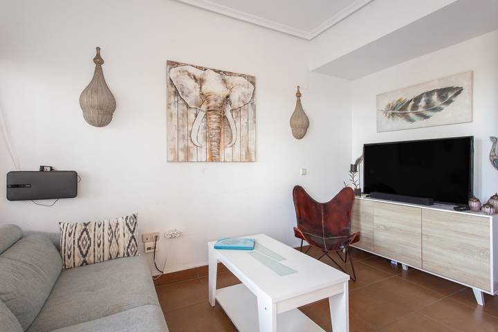 Entire apartment, Apartment 'Casa De Panorama' with Lake View, Wi-Fi and Air Conditioning in Xeresa, Costa de Valencia