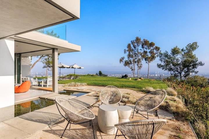 Villa pour 10 personnes, avec jacuzzi ainsi que jardin et piscine à Beverly Hills - 3