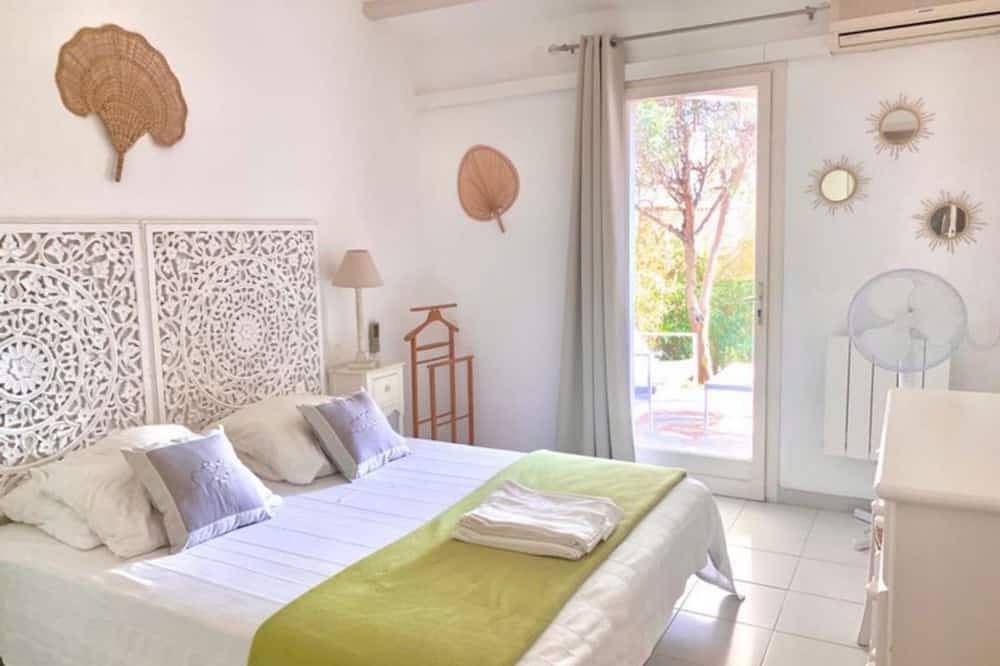 Villa Santa Giulia Porto Vecchio 6 Pers, splendida vista mare, Spiaggia 600 m ca.. in Santa Giulia, Porto Vecchio