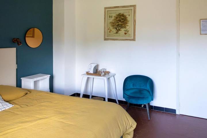 Chambre d’hôte pour 2 personnes, avec Balcon et Terrasse ainsi que Jardin et Piscine à Uzès - 2