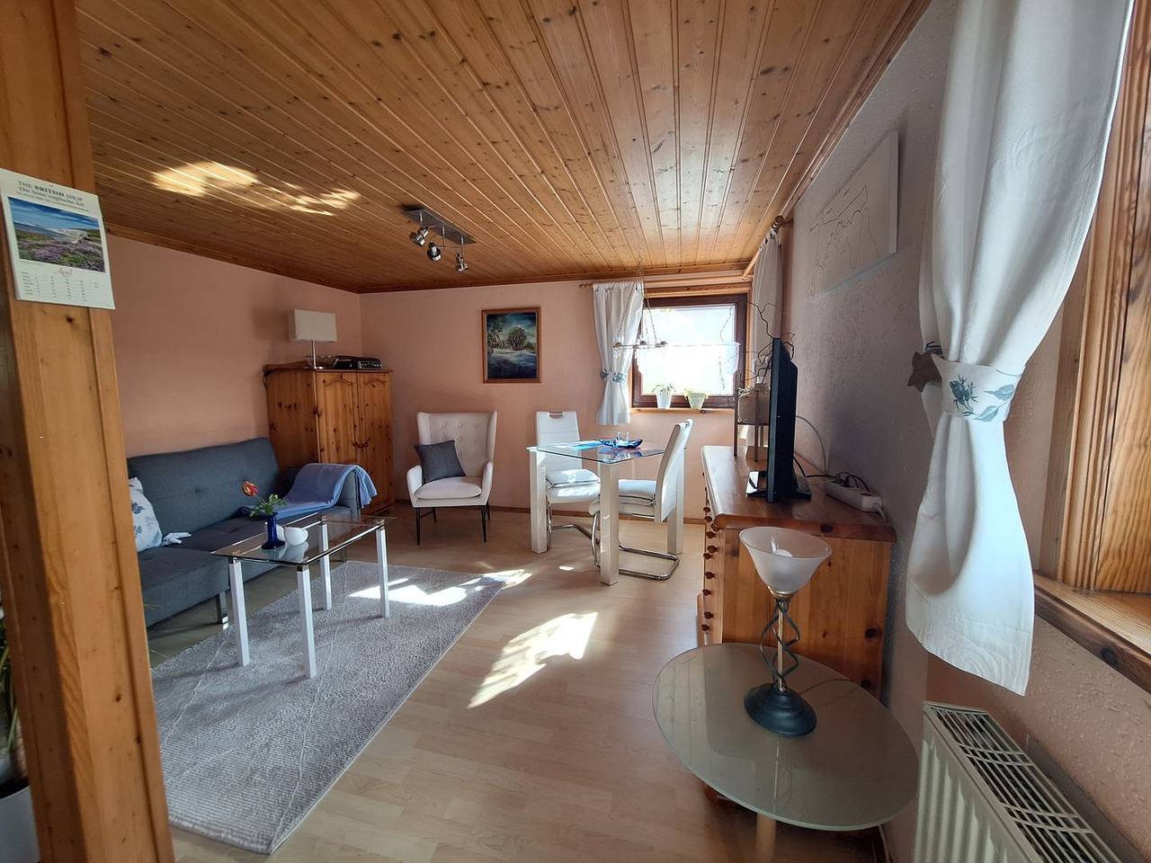 Kleines Reet gedecktes Ferienhaus für zwei Pers. nahe Hafen - Darßer Ferienkate in Wieck am Darß, Fischland - Darß - Zingst