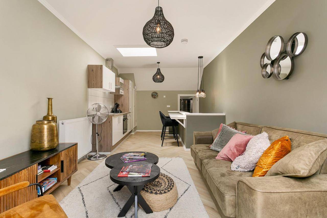 Appartement entier, Verstopt, midden in het centrum van Enschede! in Enschede, Twente