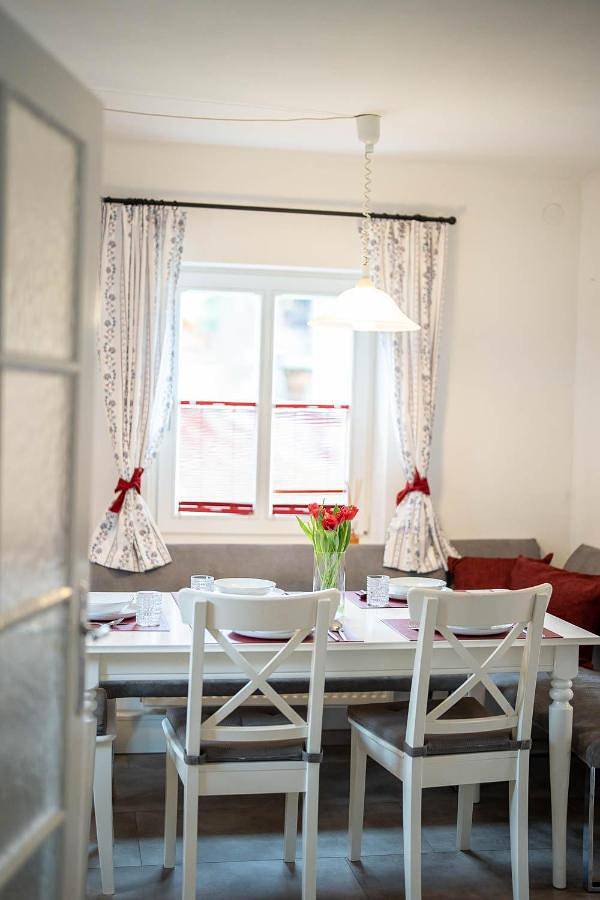 Ferienhaus für 8 Personen, mit Terrasse und Garten sowie Ausblick in Tamsweg