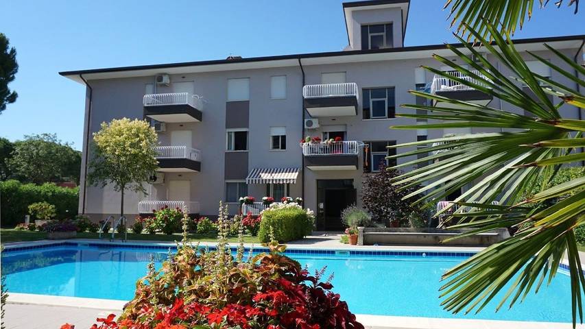 Ferienhaus für 7 Personen, mit Pool und Garten, mit Haustier in Caorle