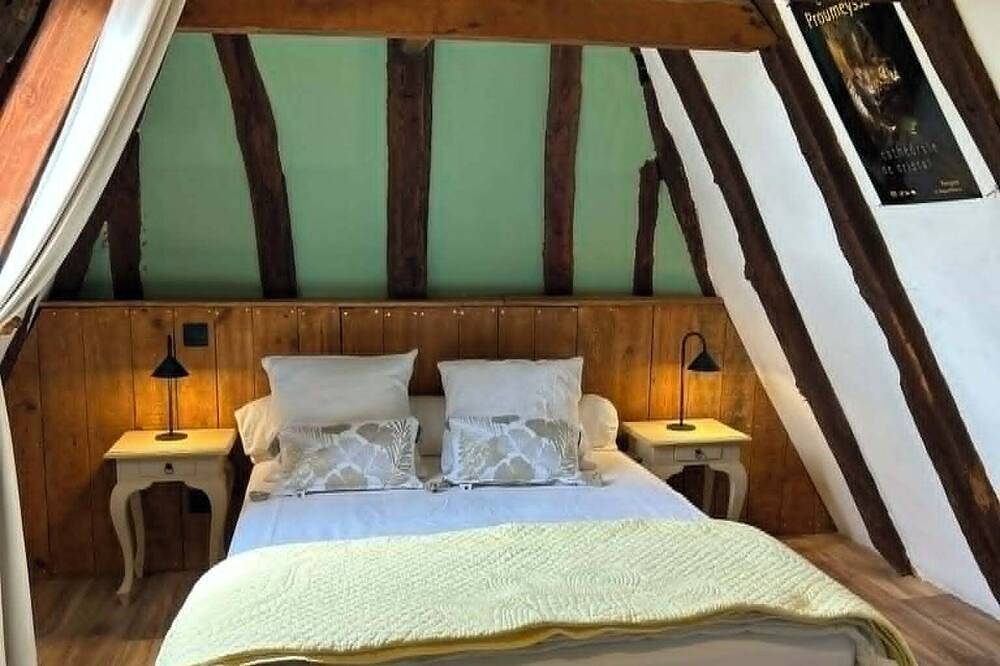 \"Le Pigeonnier\", dans la vallée des 5 châteaux en Périgord Noir in Vézac, Périgord Noir