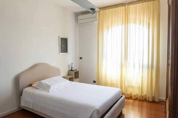 Villa für 6 Personen, mit Sauna und Terrasse sowie Whirlpool und Garten in Livorno - 3