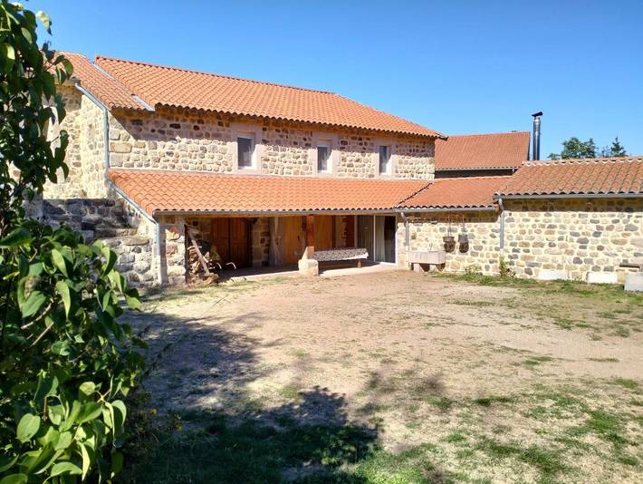 Chambre d’hôte pour 2 personnes, avec jardin et vue en Auvergne