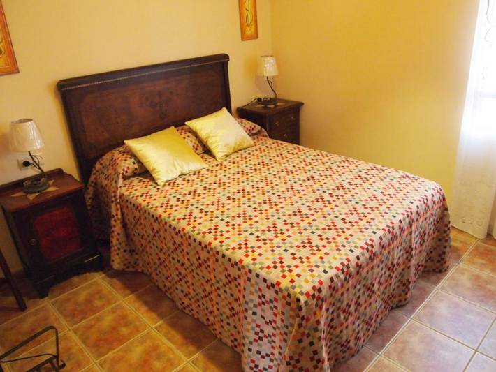 Casa rural para 8 personas, con Terraza y Jardín en Venta del Moro - 2