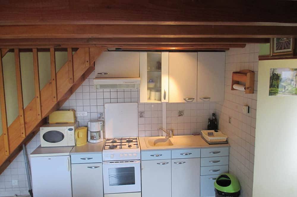 Vakantiehuis in le bouchaud in Gouttières, Riom en omgeving