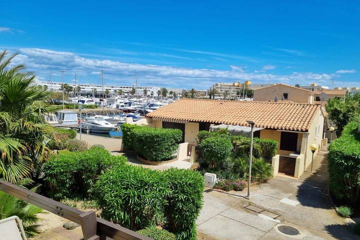 Villa pour 2 personnes, avec terrasse et piscine au Cap d'Agde