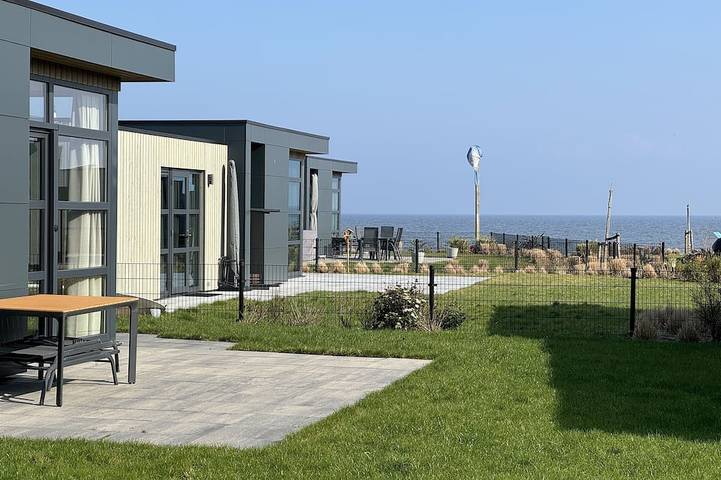 Ferienhaus für 4 Personen, mit Terrasse und Garten in Enkhuizen