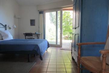 Maison De Vacances pour 14 Personnes dans Lacoste, Parc naturel régional du Luberon, Photo 3