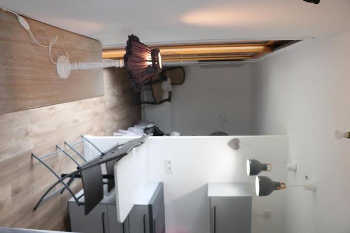 Gîte pour 2 personnes, avec jardin et vue à Mellac - 3