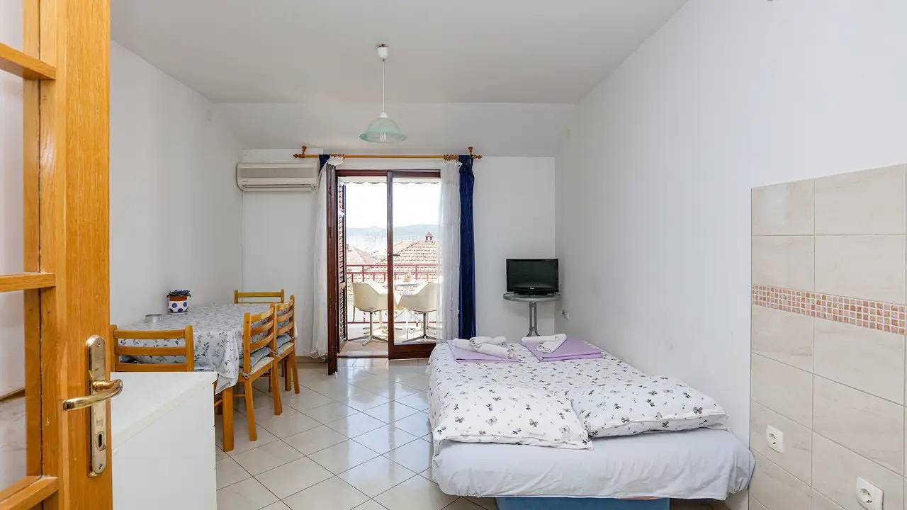 Cijeli apartman za odmor, Ferienwohnung für 4 Personen (29 m²) in Biograd Na Moru in Biograd na Moru, Zadarska županija