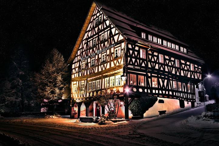Hotel, mit Terrasse in Dornstetten