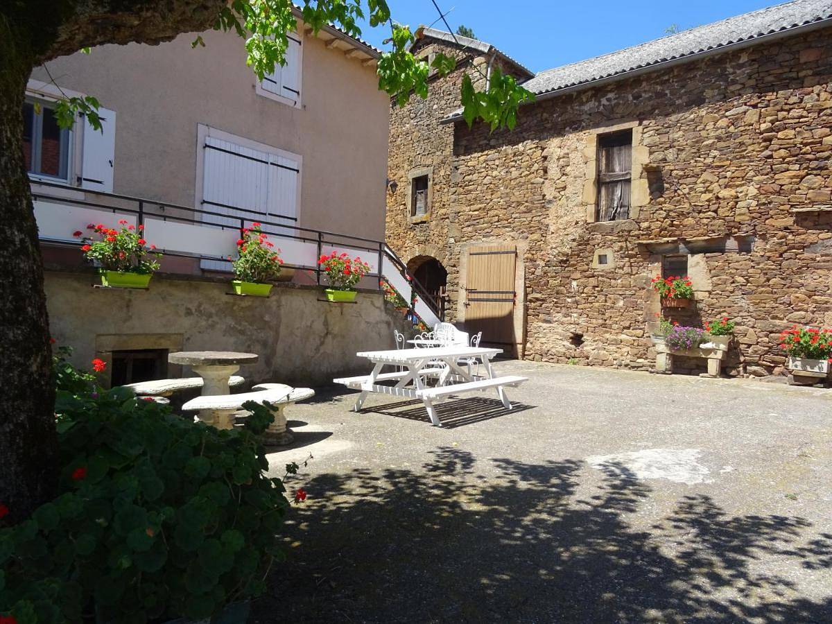 Gîte à Broquiès près du lac de Villefranche de Panat in Broquiès, Parc naturel régional des Grands Causses