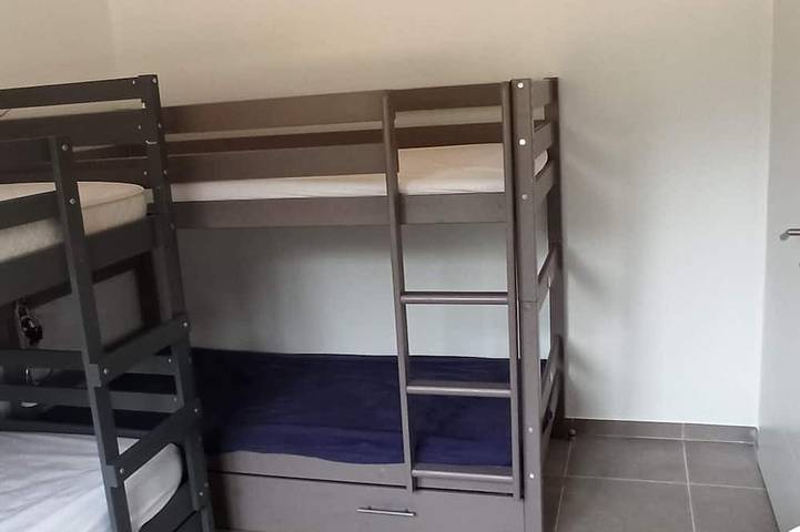 Location de vacances pour 9 personnes, avec terrasse et jardin à Eccica-Suarella - 2