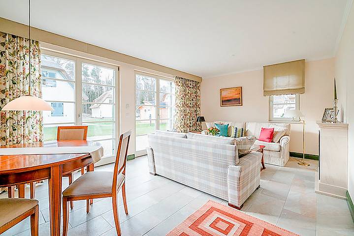 Ferienhaus für 5 Personen, mit Terrasse und Sauna sowie Garten in Glowe - 3