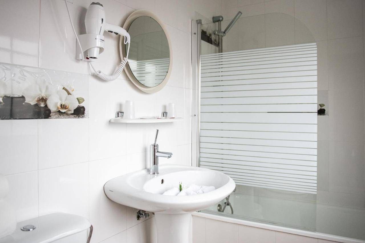 Five-Bedroom Apartment in Cape Finisterre, Finisterre