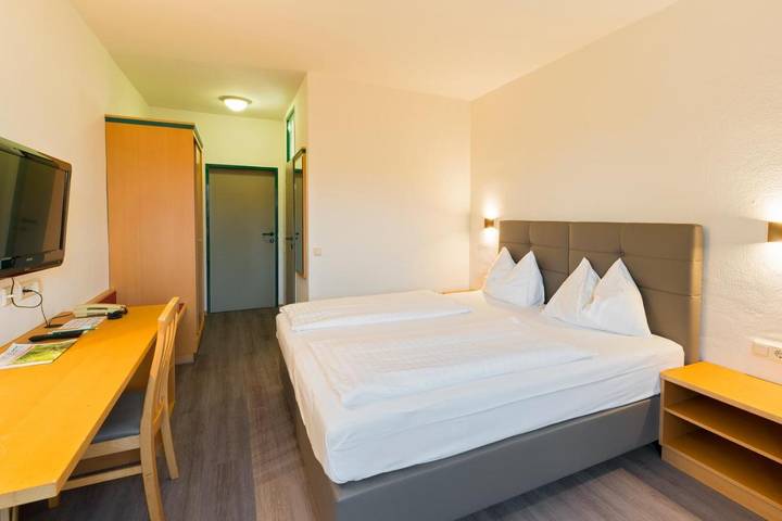 Hotel für 2 Personen, mit Haustier in Baden bei Wien - 2