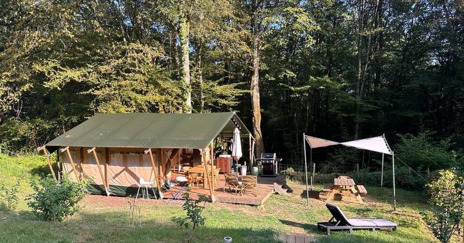 Glampings pour 4 personnes, avec piscine