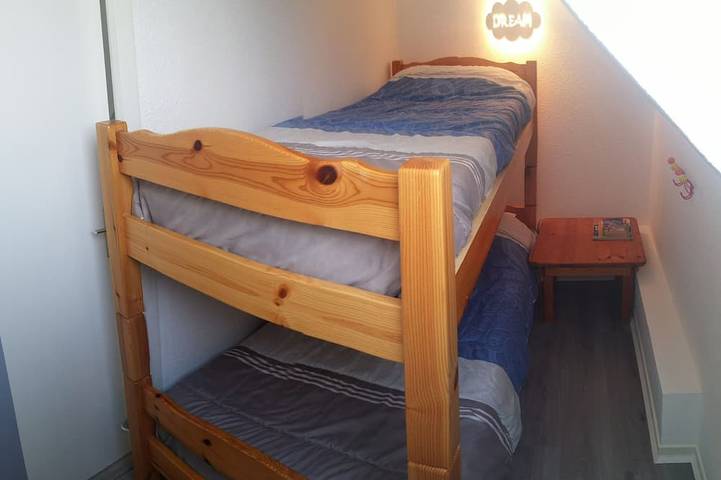 Gîte pour 5 personnes, avec balcon et jardin dans Plage de la Légenèse - 2