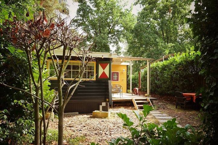 Ferienhaus für 6 Personen, mit Whirlpool und Terrasse sowie Garten und Pool