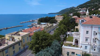 Hôtel pour 2 personnes, avec sauna ainsi que piscine et jardin à Trieste