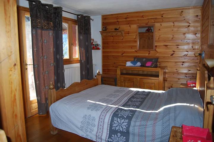 La Salle Les Alpes: Chalet - La Salle Les Alpes in La Salle-les-Alpes, Serre Chevalier