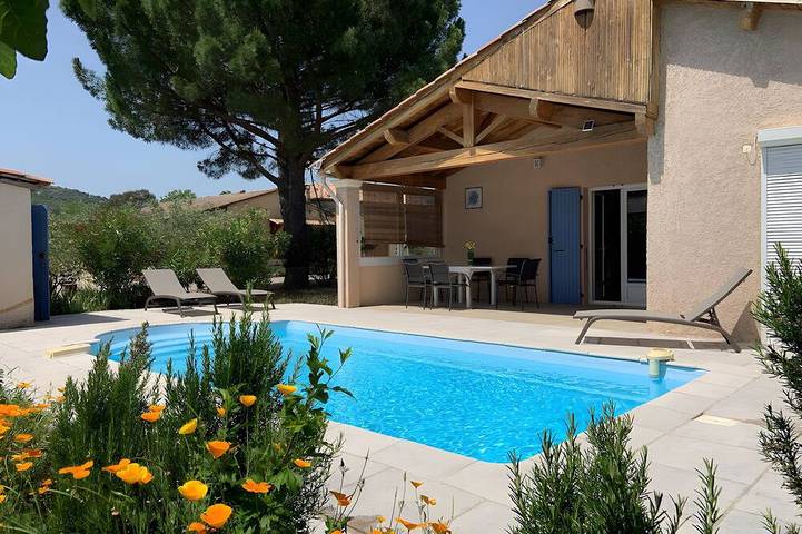 Cottage pour 6 personnes, avec terrasse à Vallon-Pont-d'Arc