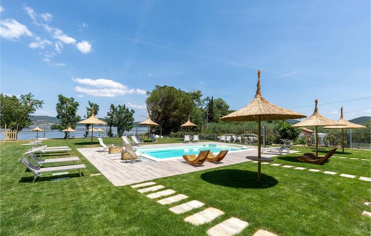Gemütliches Apartment am Pool in Strandnähe in Magione, Lago Trasimeno
