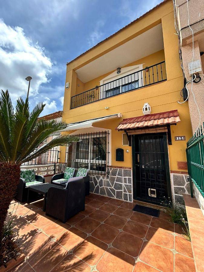 Holiday home for 8 people, with balcony and hot tub - 1