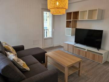 Gîte pour 6 personnes, avec balcon à Gijón