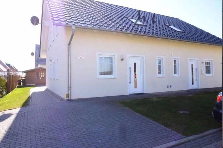 Ferienhaus für 8 Personen, mit Garten in Burgstaaken