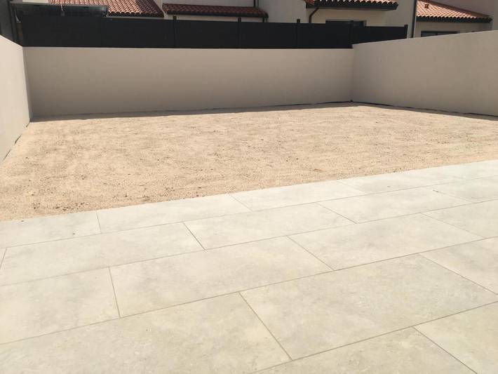 Location de vacances pour 8 personnes, avec terrasse ainsi que jardin et vue, animaux acceptés à Ortaffa - 2