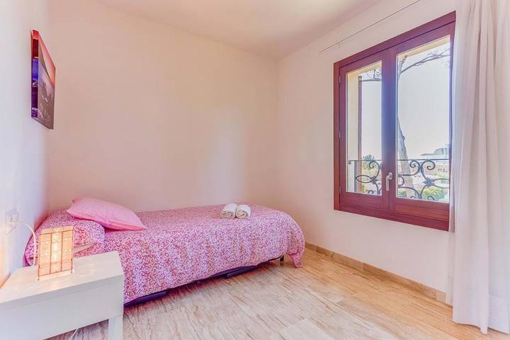 Villa für 5 Personen, mit Balkon und Terrasse sowie Garten in Playa de Muro - 4