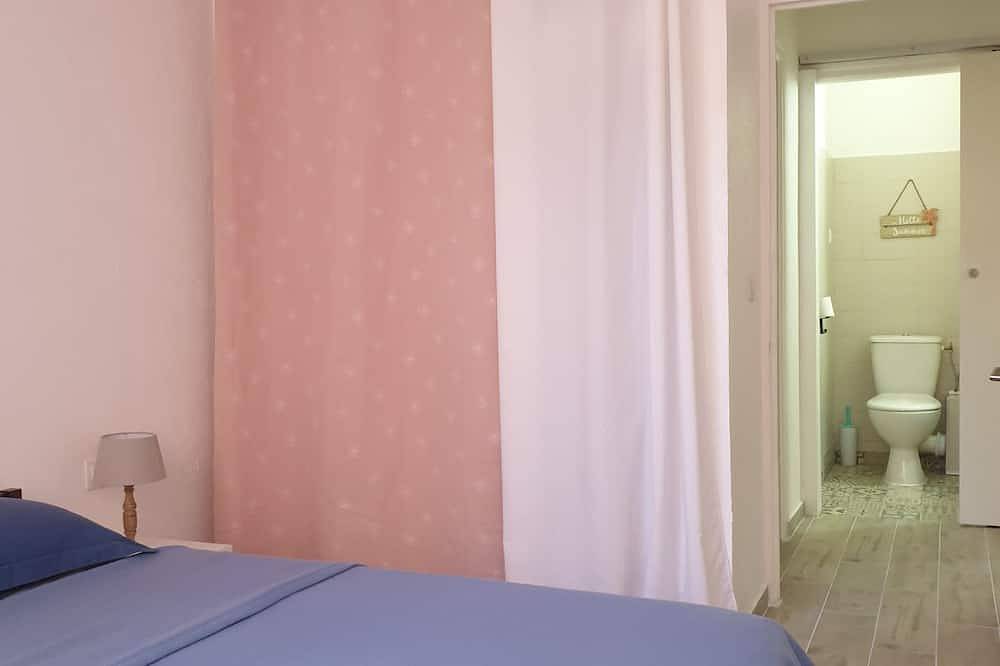 Appartement entier, Charmant T2 classé 3 étoiles situé au centre ville, à 3 kms des plages. in Saint-Laurent-de-la-Salanque, Côte d'Améthyste