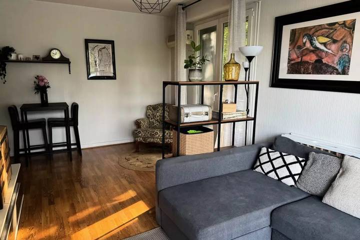 Gîte pour 4 personnes, avec balcon à Écully - 4